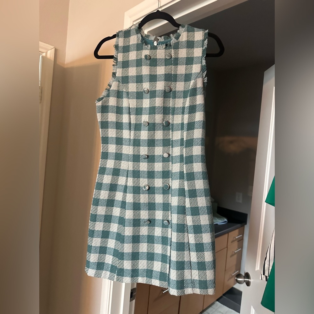 Stylish Green Checkered Sleeveless Dress